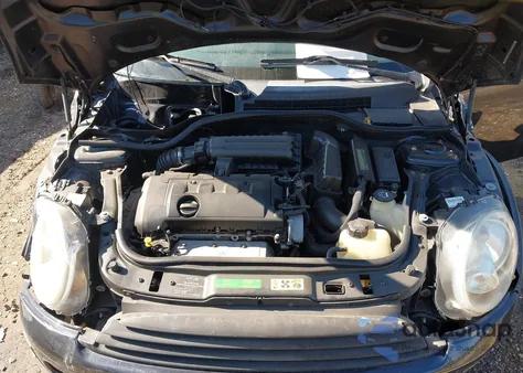 2008 Mini Cooper from USA, damaged, VIN WMWMF33588TU68204